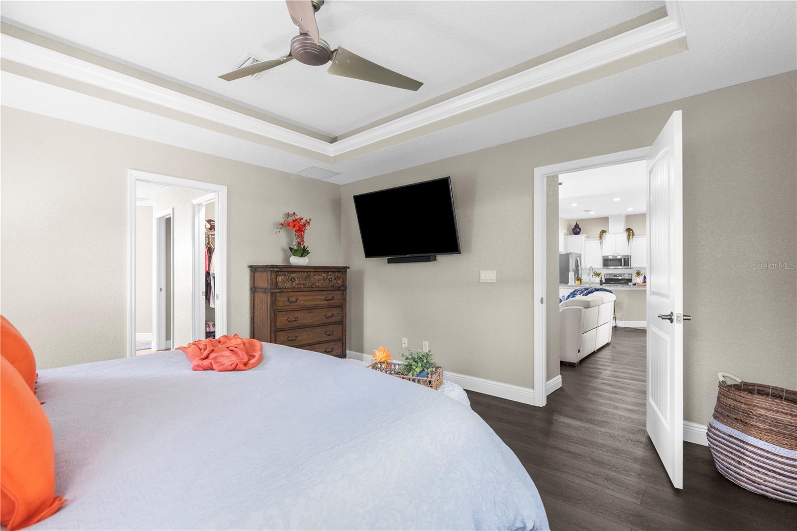 12333 HARRIS HAWK RD