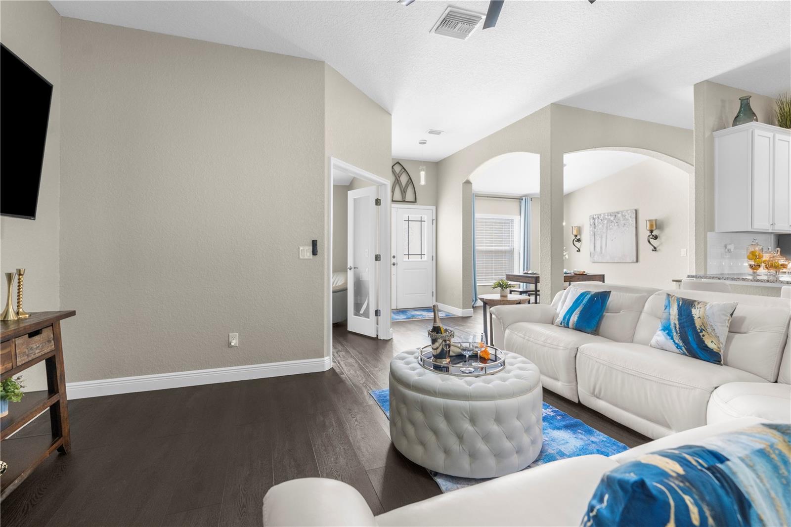 12333 HARRIS HAWK RD