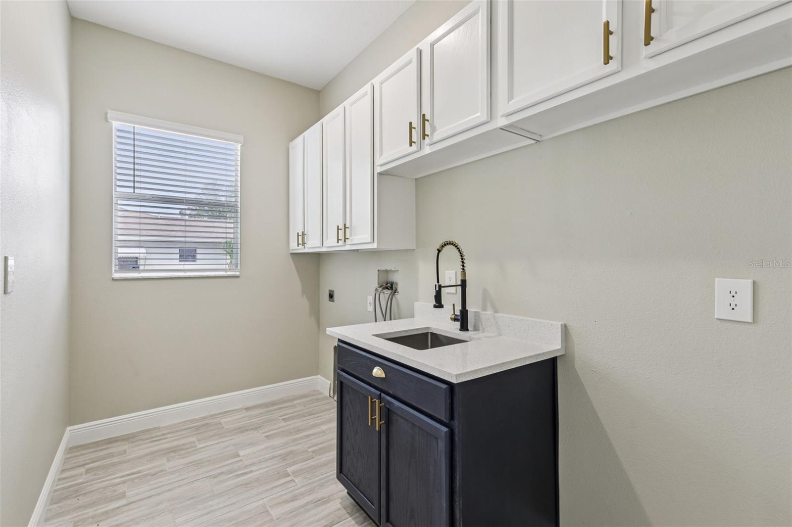 2275 ARDENWOOD DR