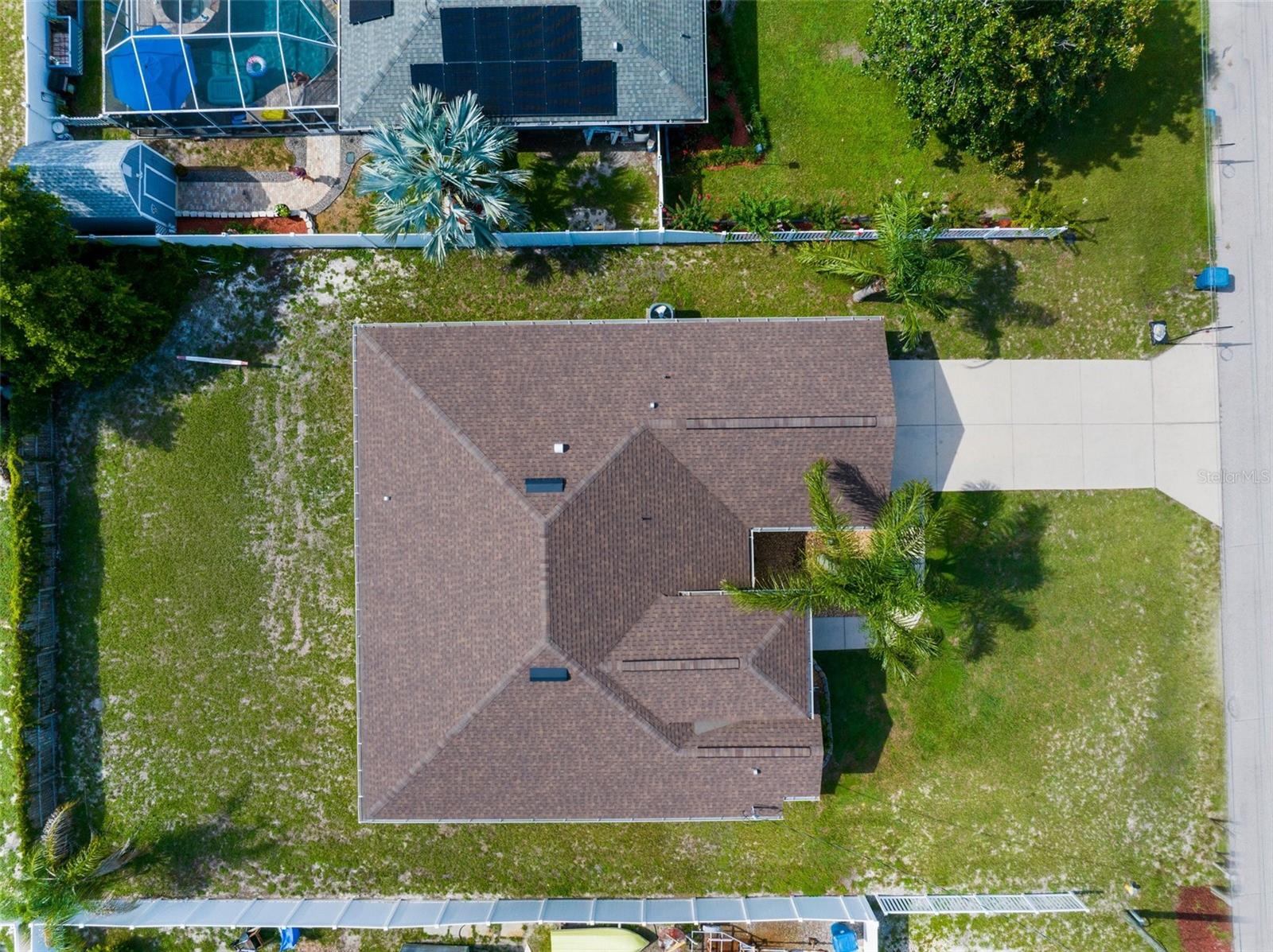 1041 ALTOONA AVE