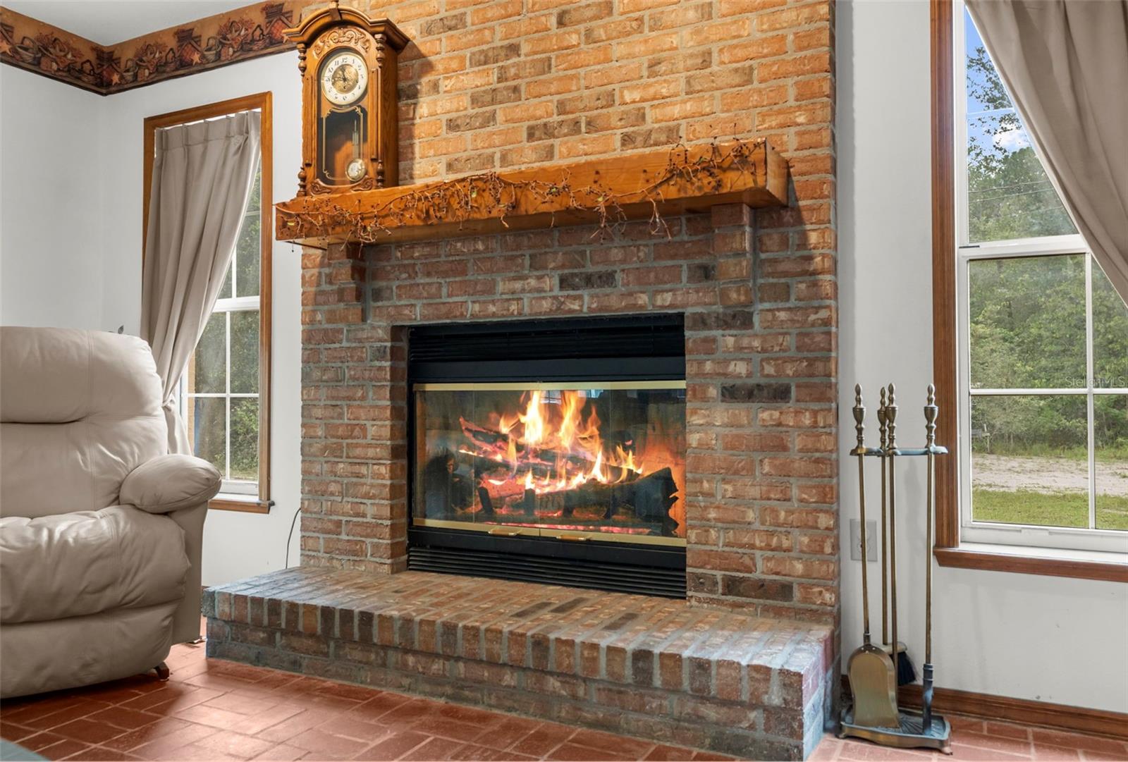 17131 DALBERG DR