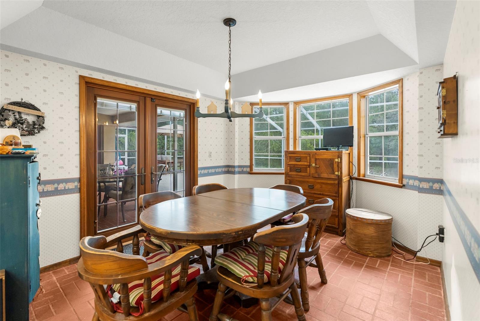 17131 DALBERG DR