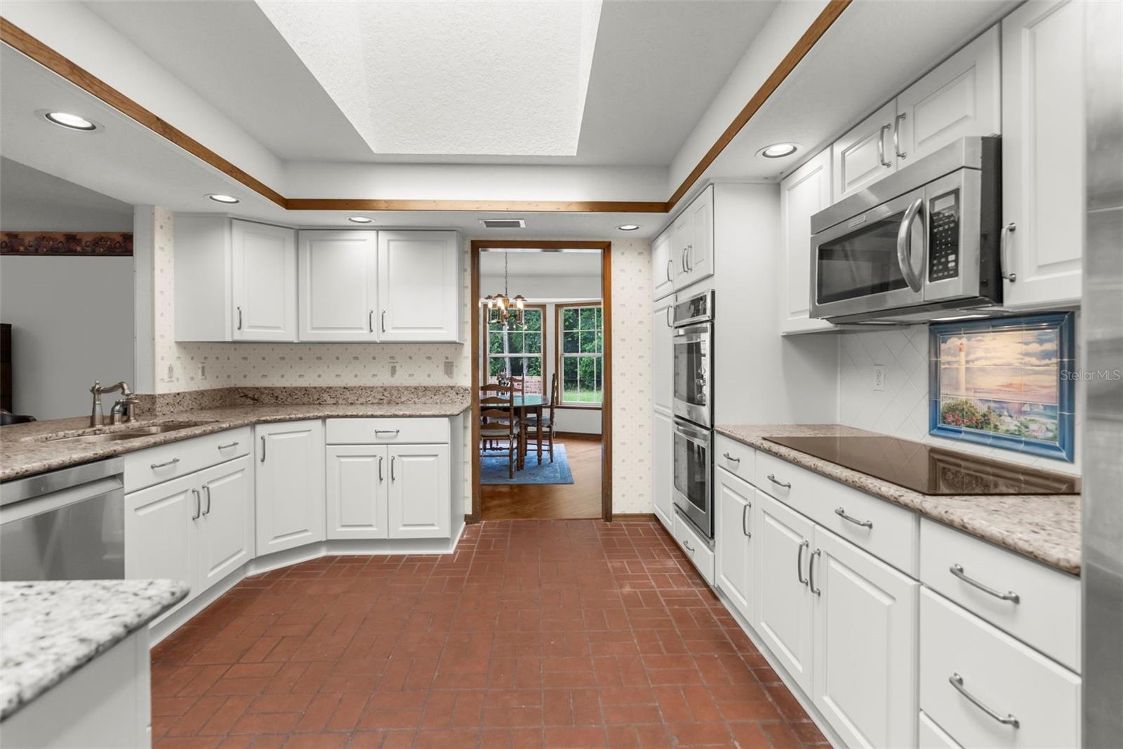 17131 DALBERG DR