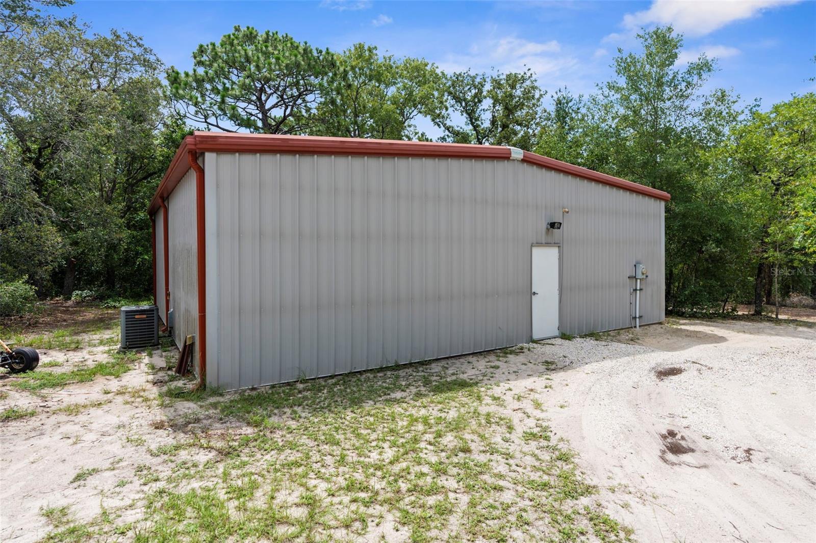 17131 DALBERG DR