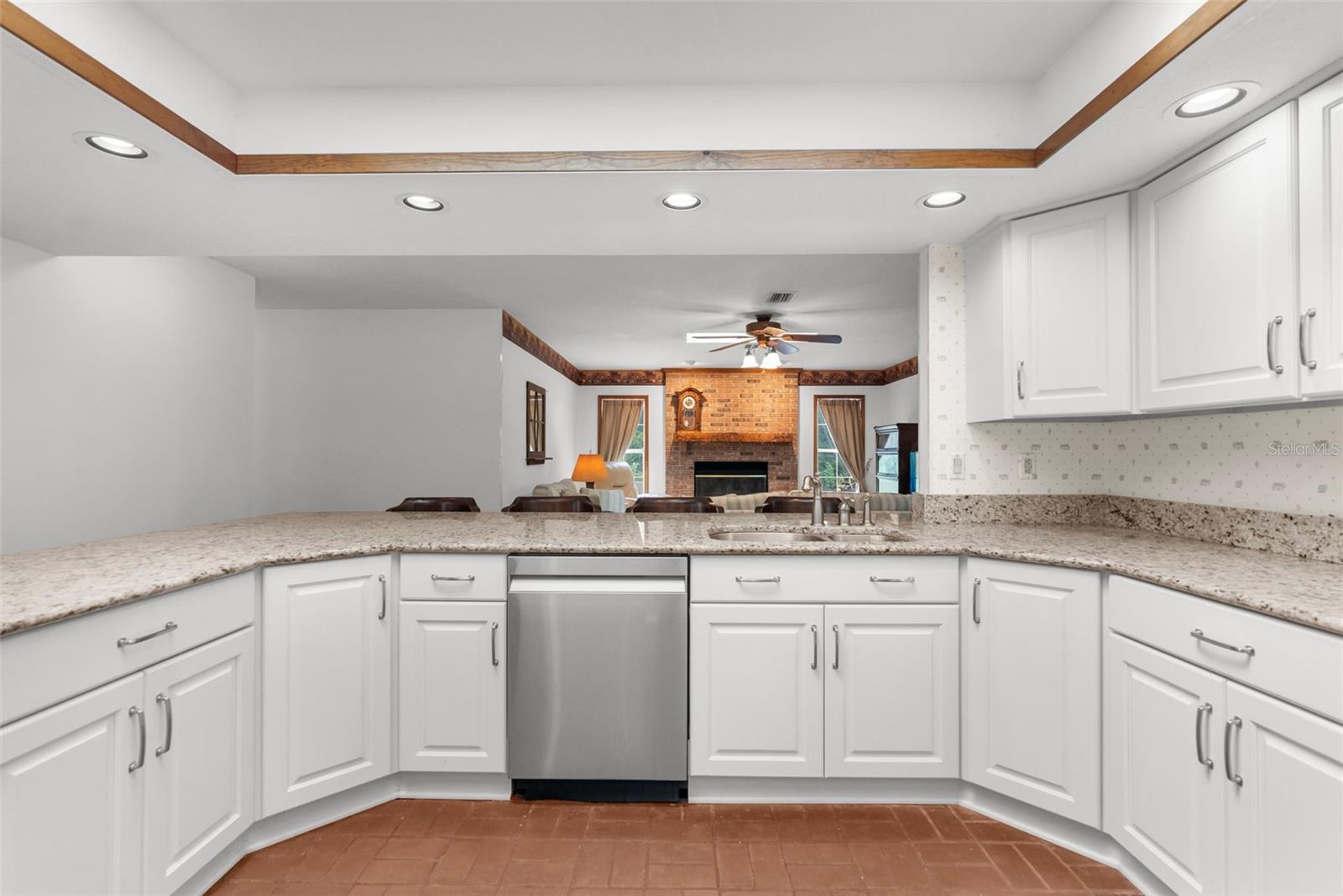 17131 DALBERG DR