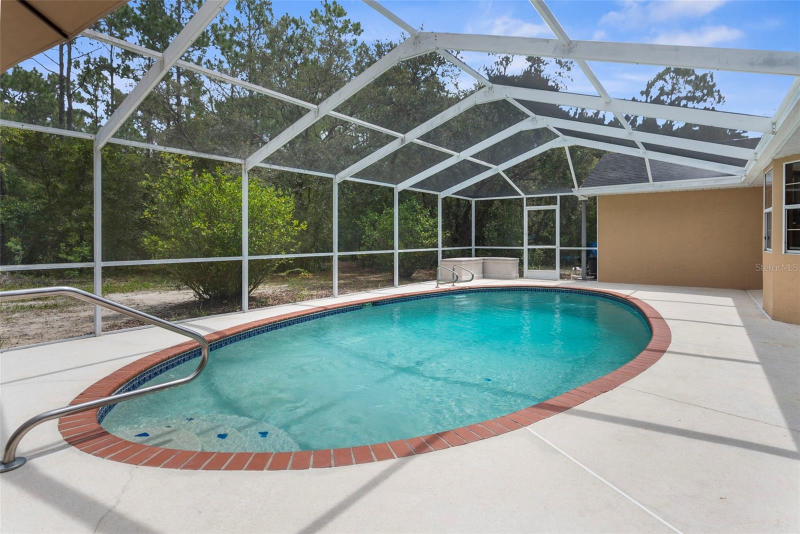 17131 DALBERG DR