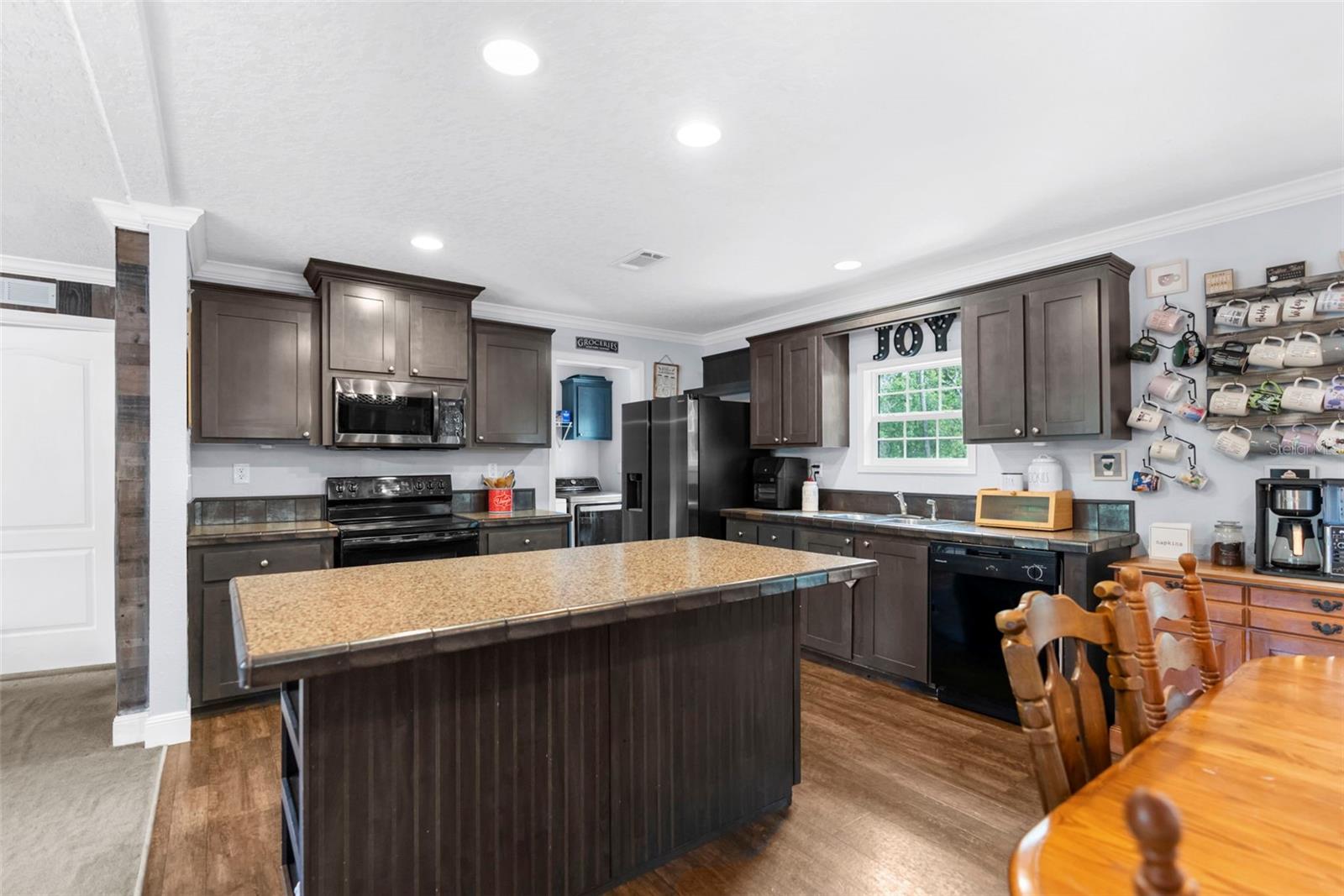17155 DALBERG DR