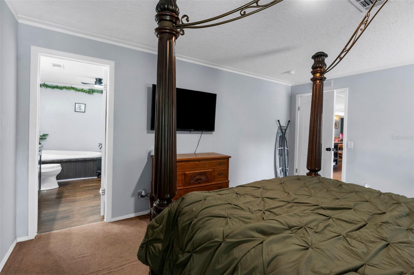 17155 DALBERG DR