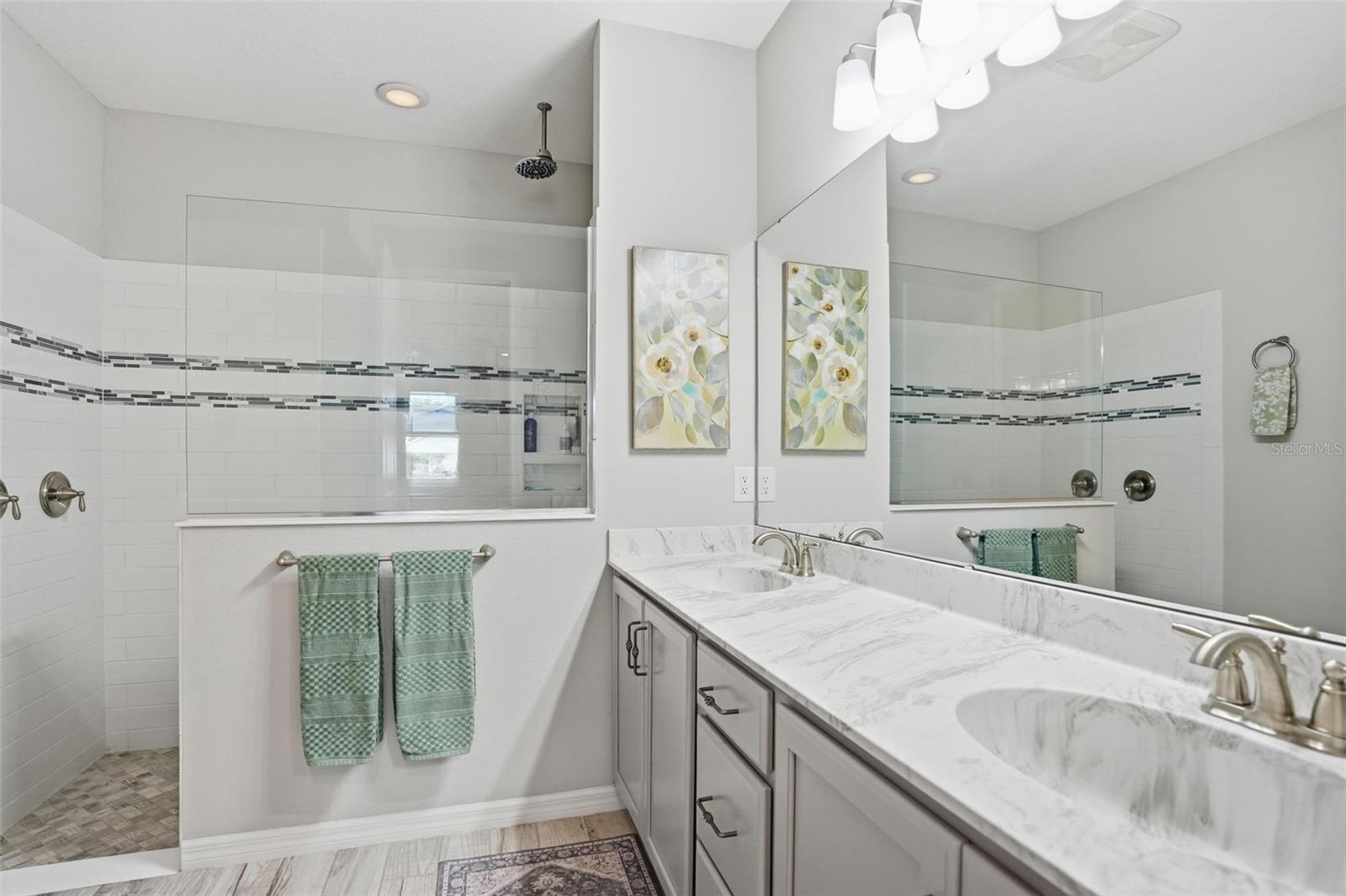 13707 GARDEN HILLS DR
