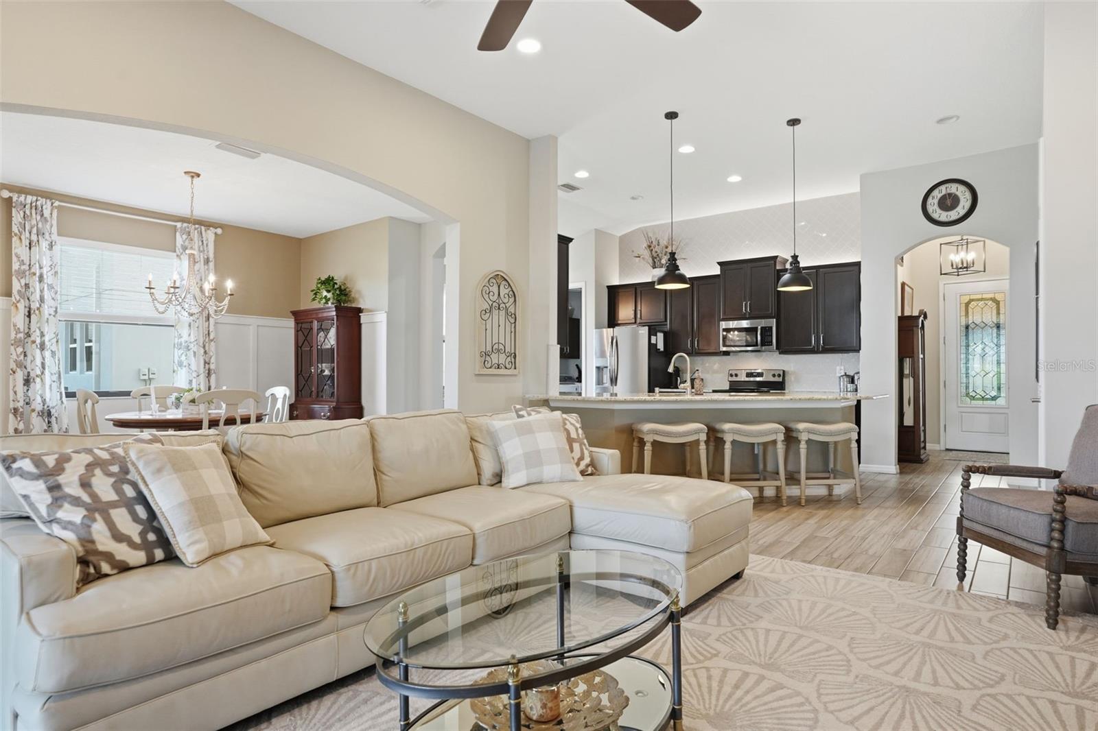 13707 GARDEN HILLS DR