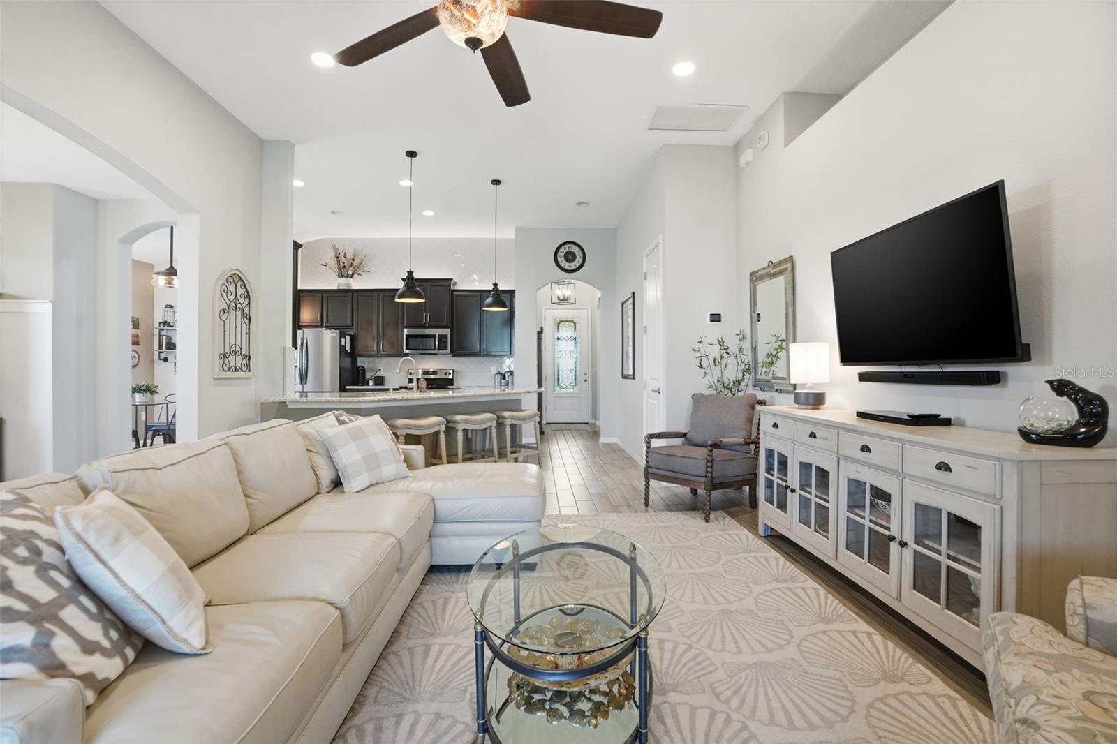 13707 GARDEN HILLS DR
