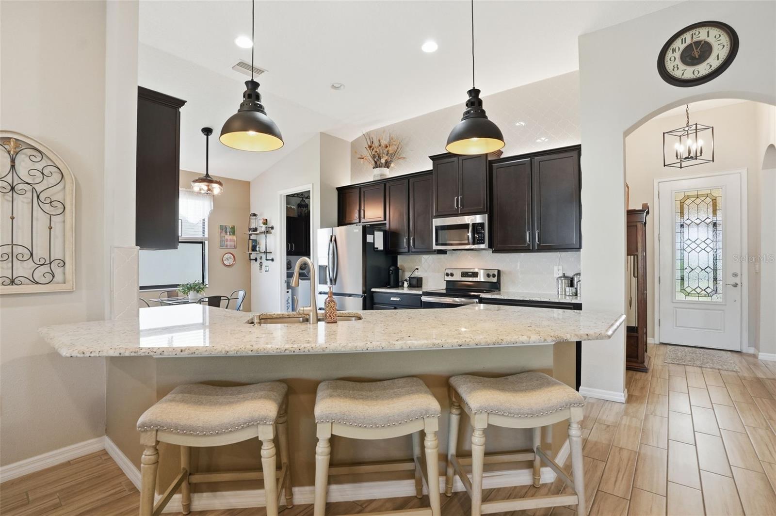 13707 GARDEN HILLS DR