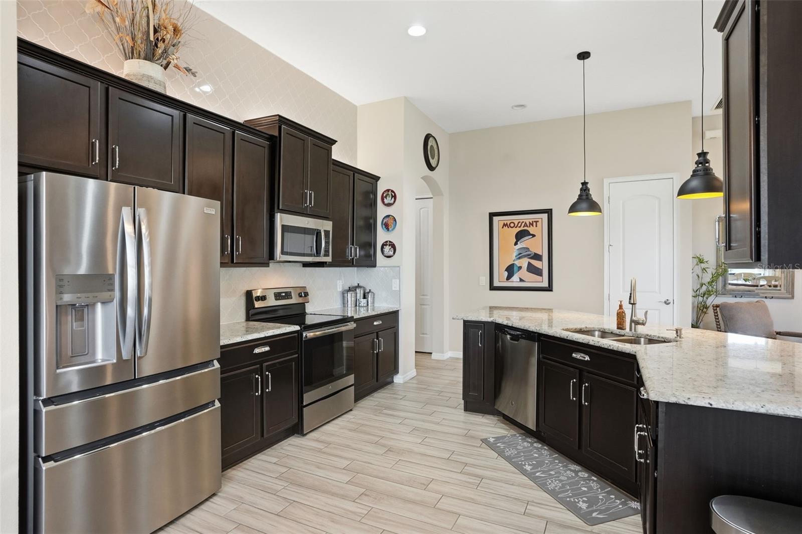 13707 GARDEN HILLS DR