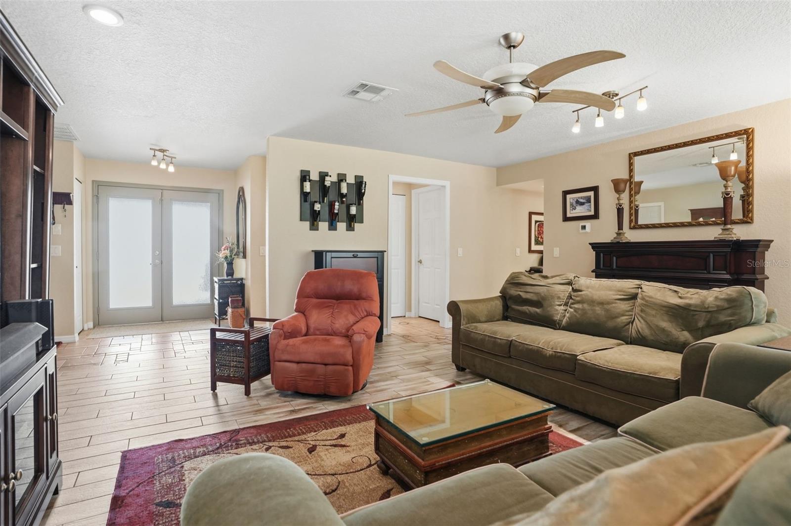 2658 ROYAL RIDGE DR