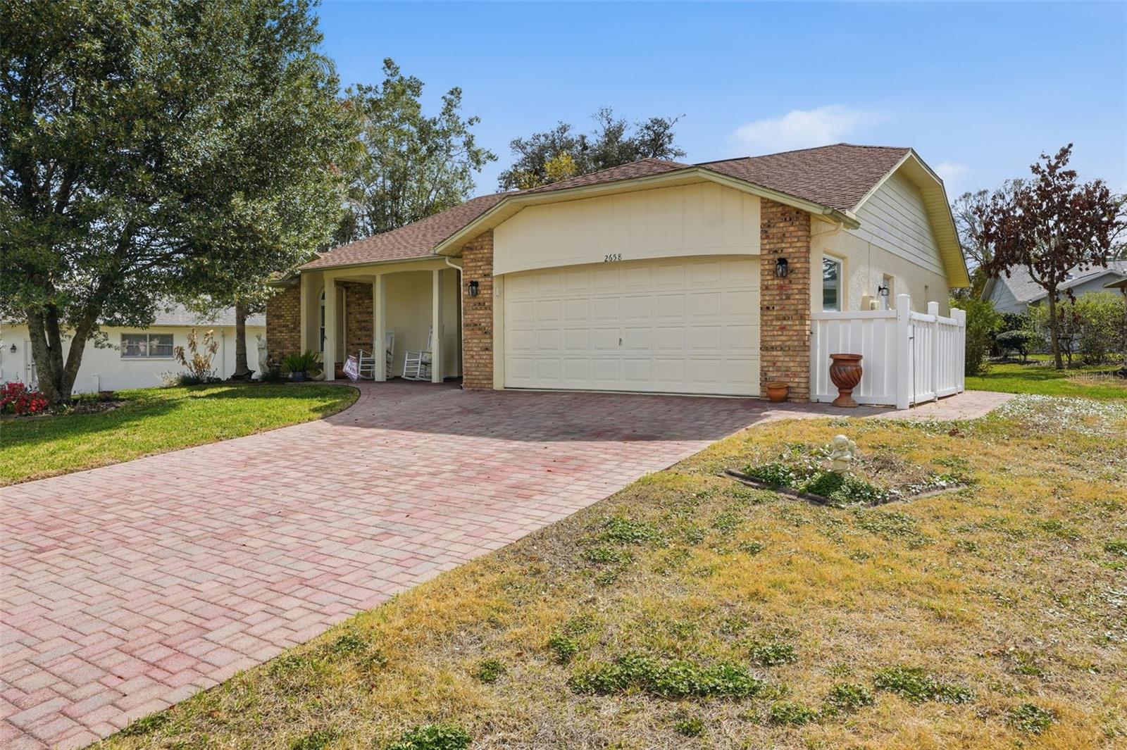 2658 ROYAL RIDGE DR