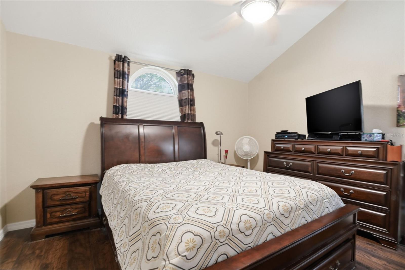 2658 ROYAL RIDGE DR