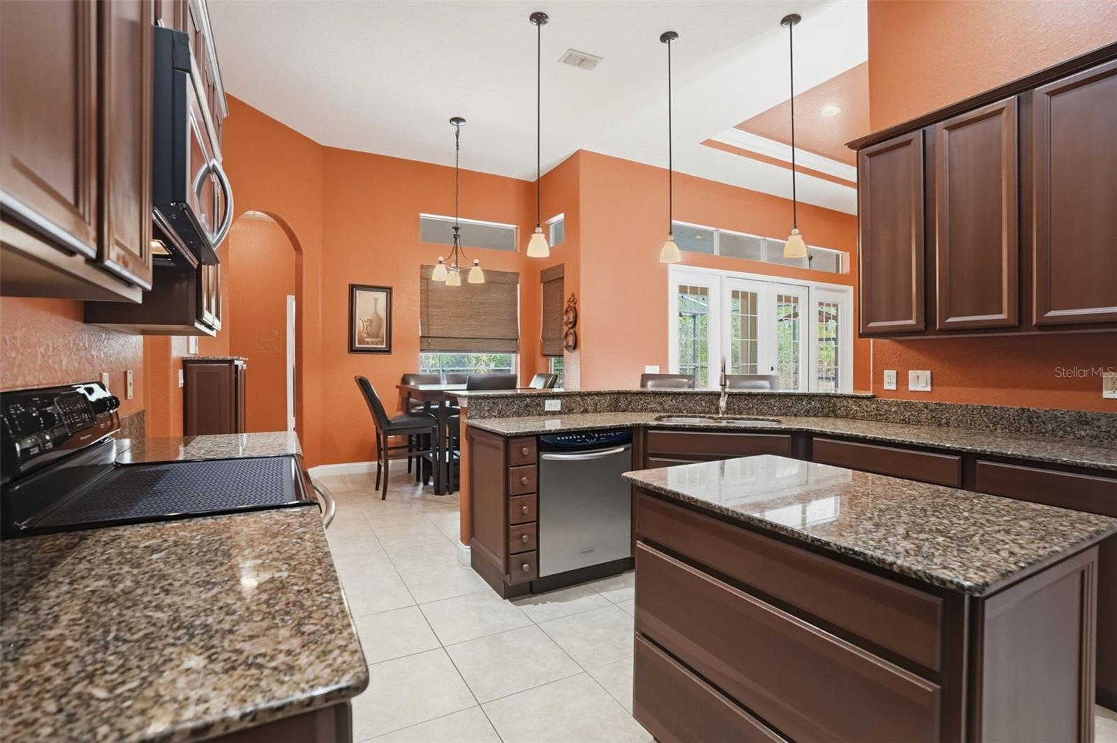 7190 BAHAMA SWALLOW AVE