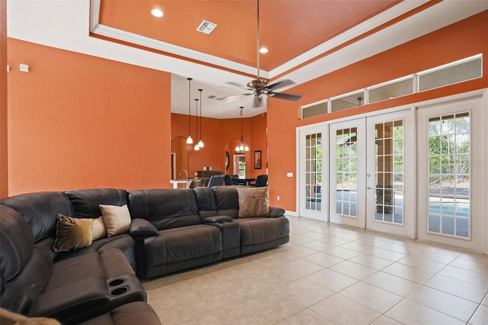 7190 BAHAMA SWALLOW AVE