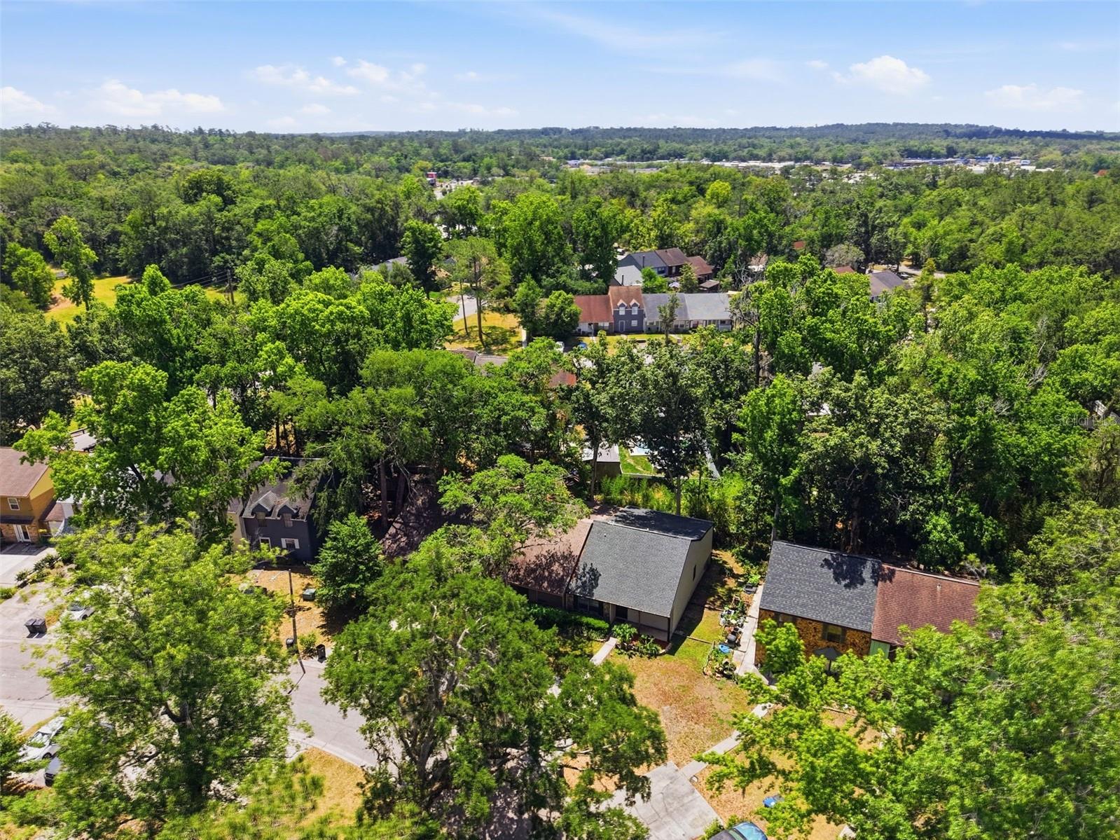 913 CANDLEBROOK LN