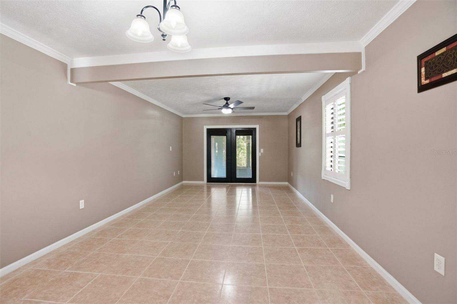 913 CANDLEBROOK LN