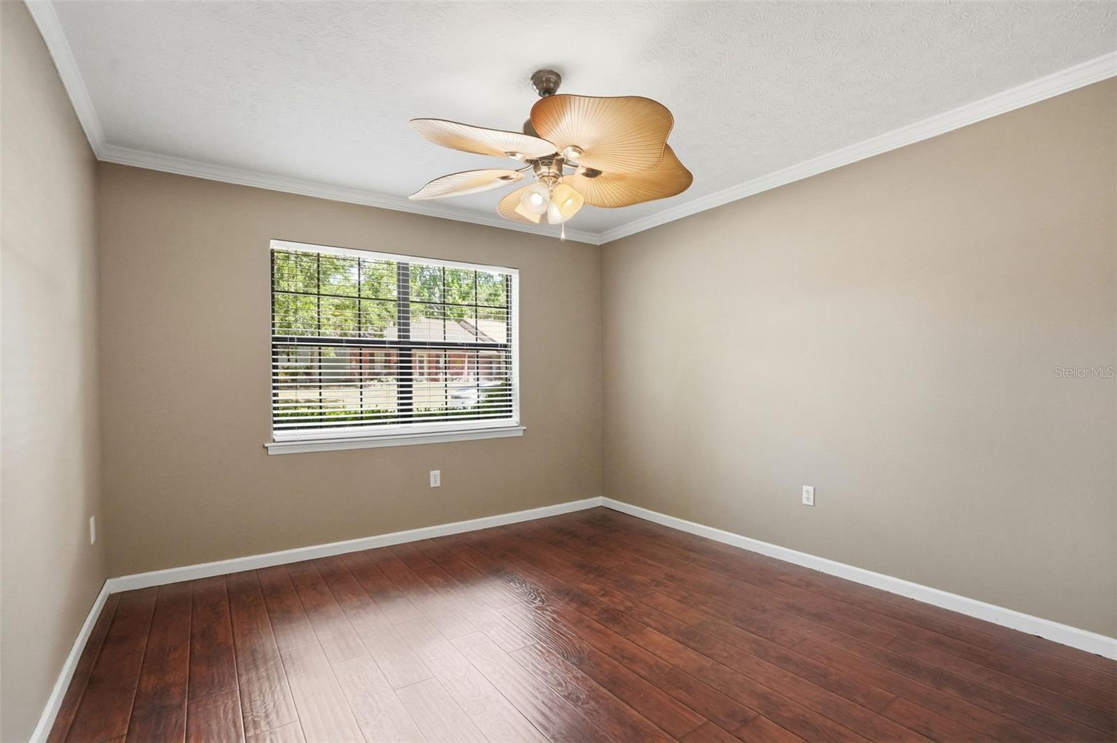 913 CANDLEBROOK LN