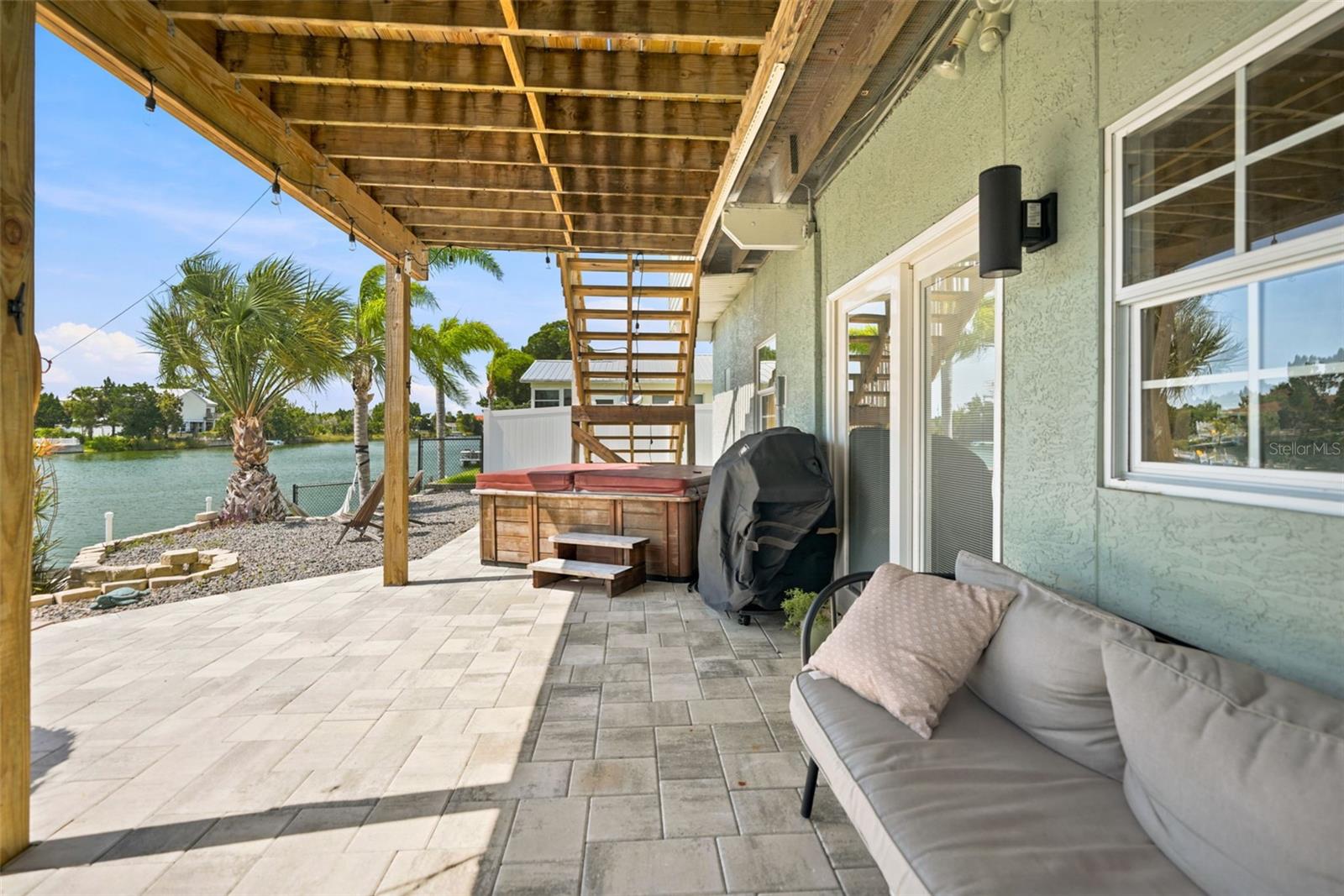 3199 AZALEA DR