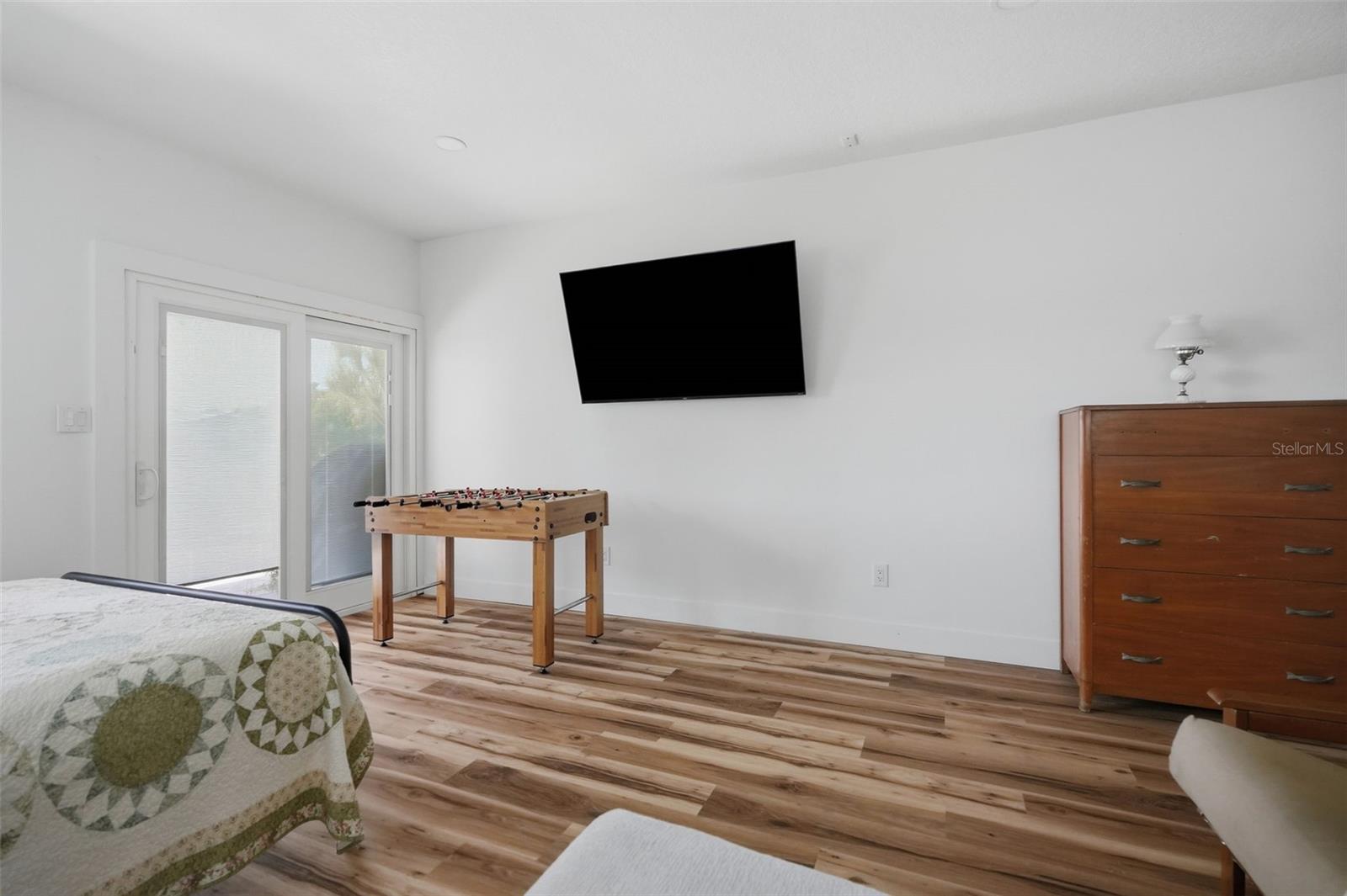 3199 AZALEA DR