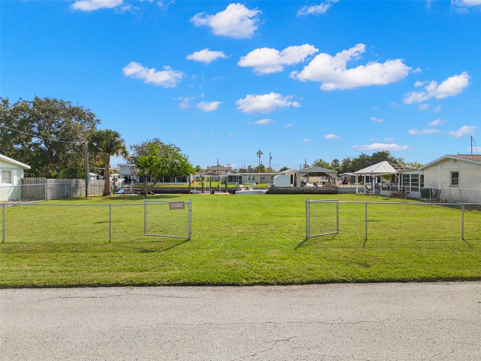 13322 NEPTUNE DR