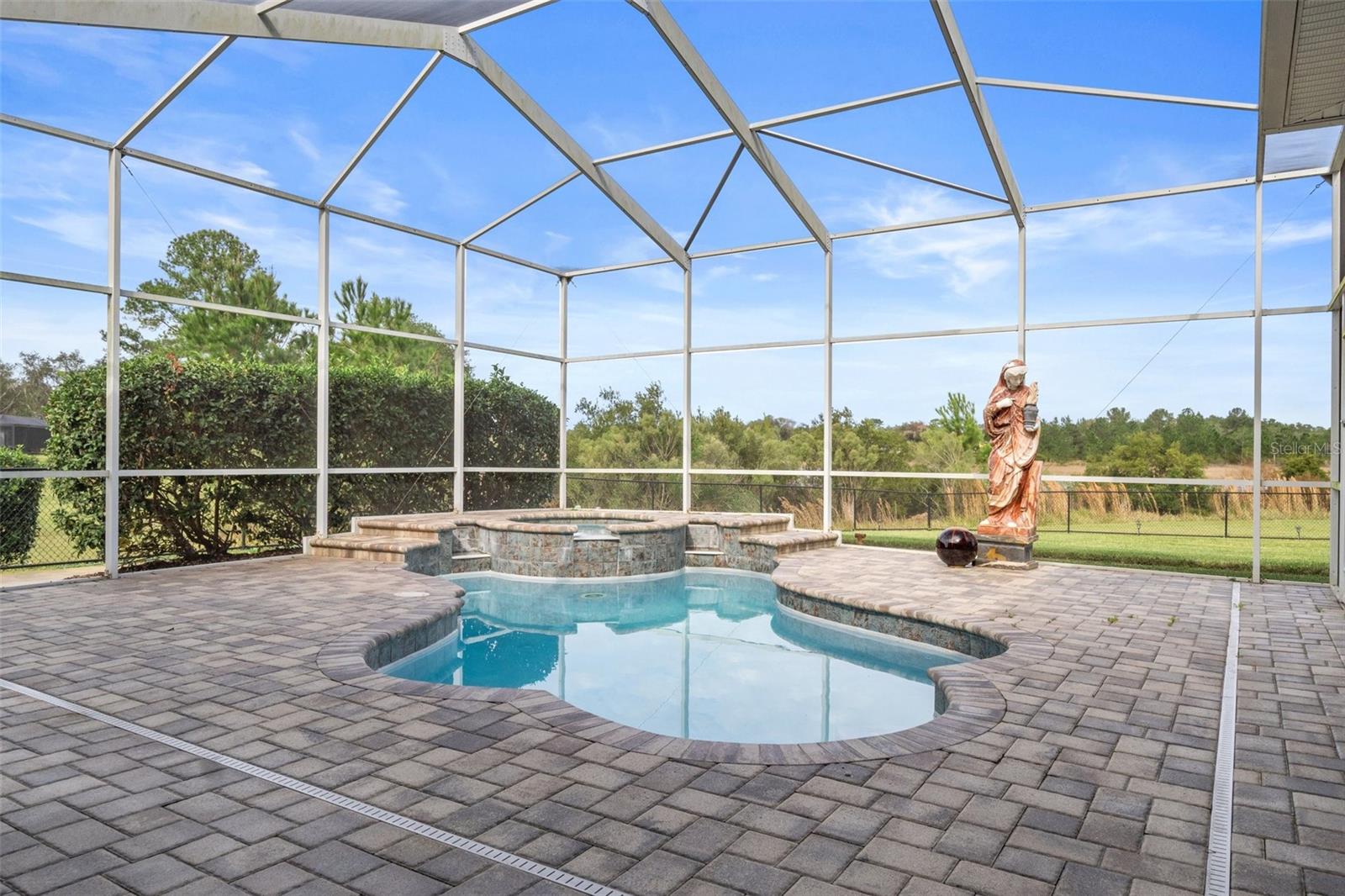 10501 WOODLAND WATERS BLVD