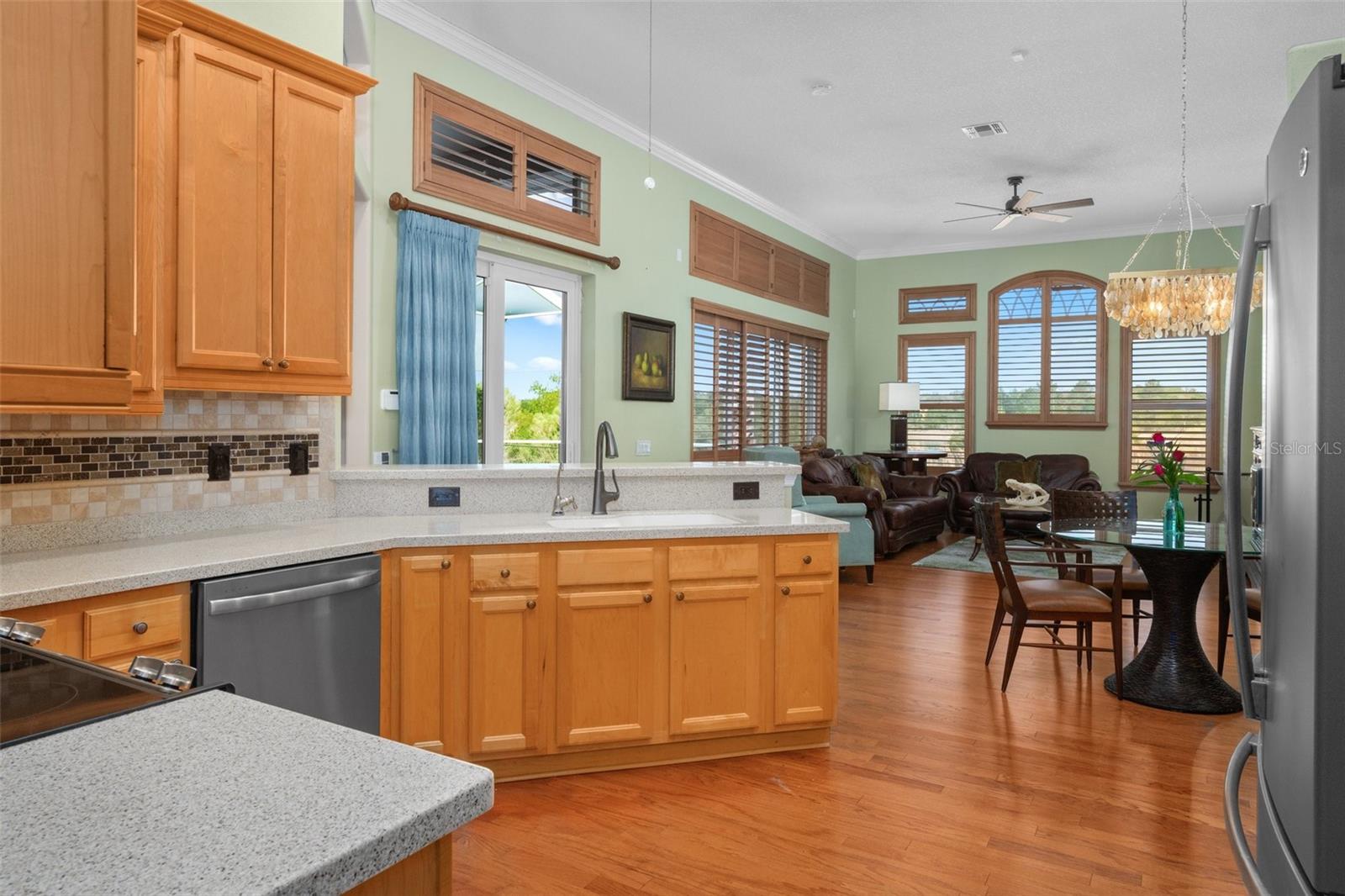 10501 WOODLAND WATERS BLVD