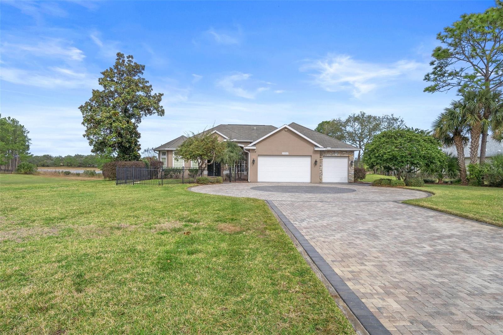 10501 WOODLAND WATERS BLVD