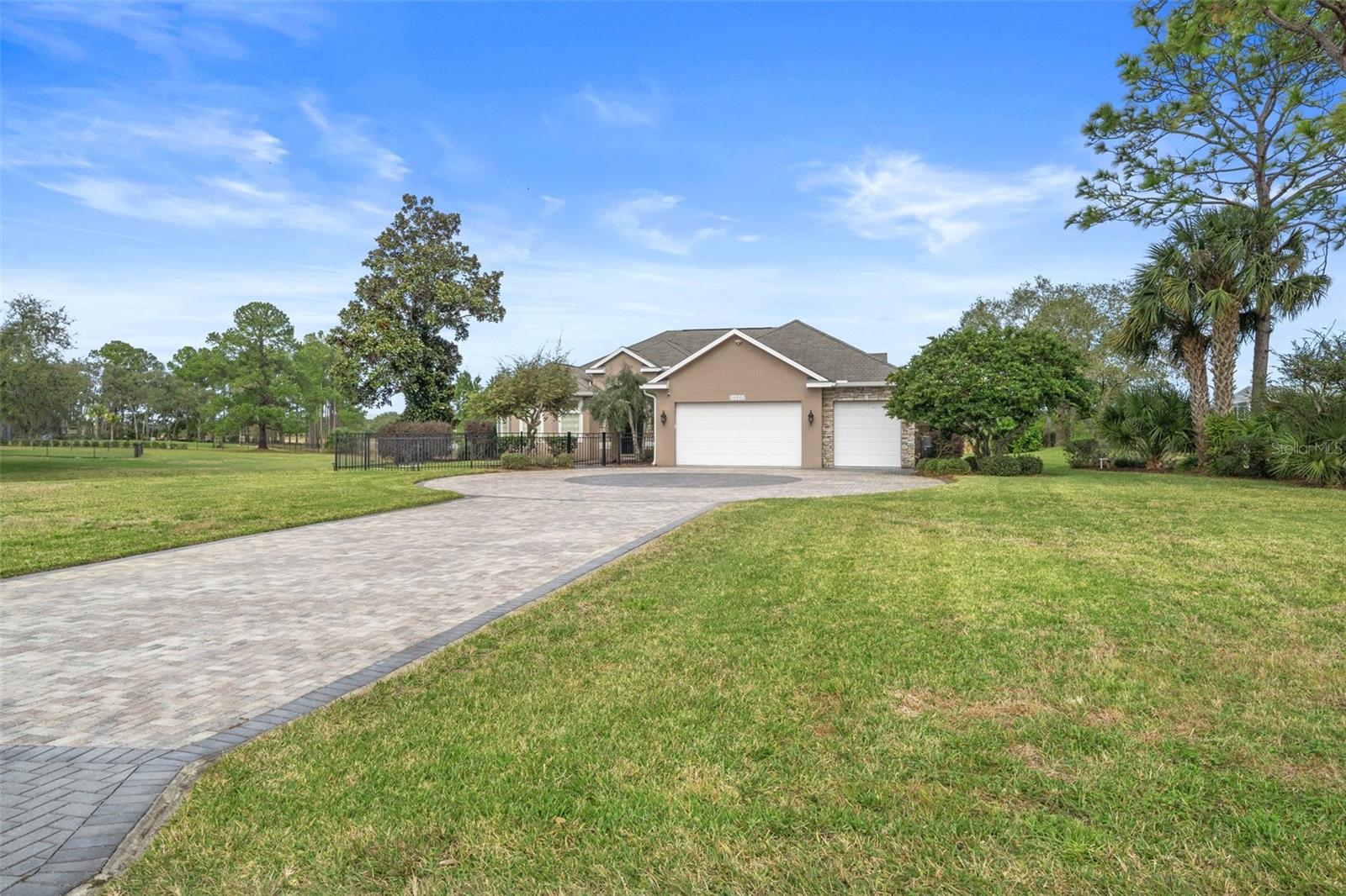 10501 WOODLAND WATERS BLVD