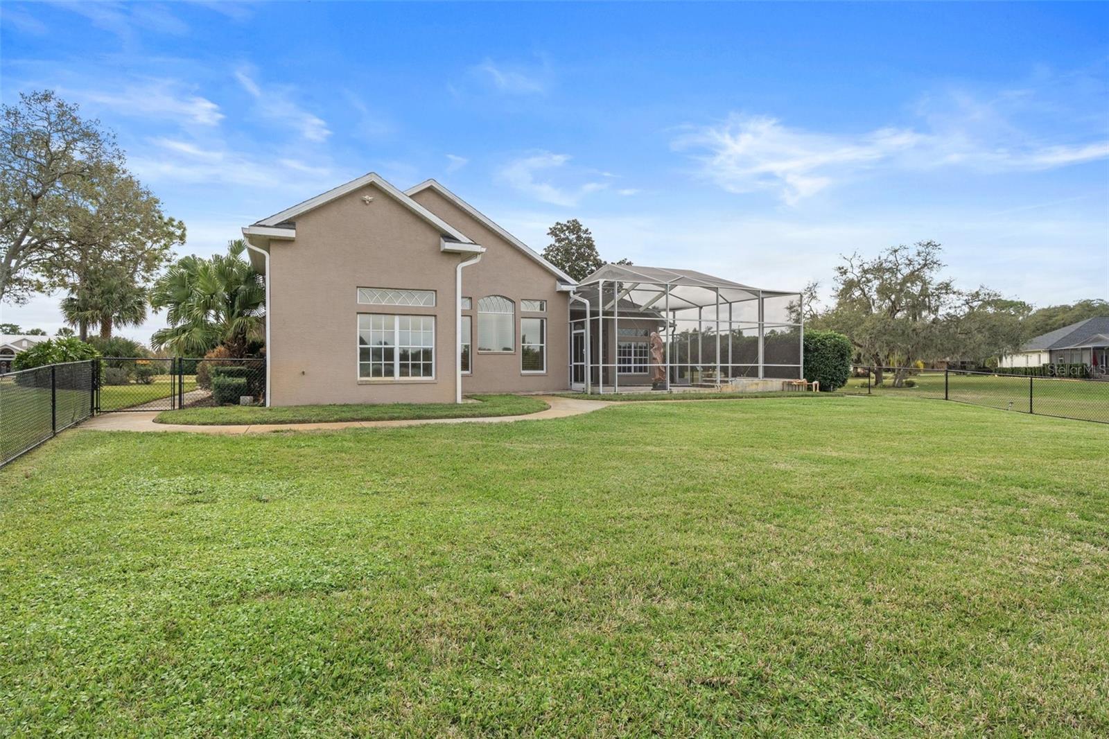 10501 WOODLAND WATERS BLVD