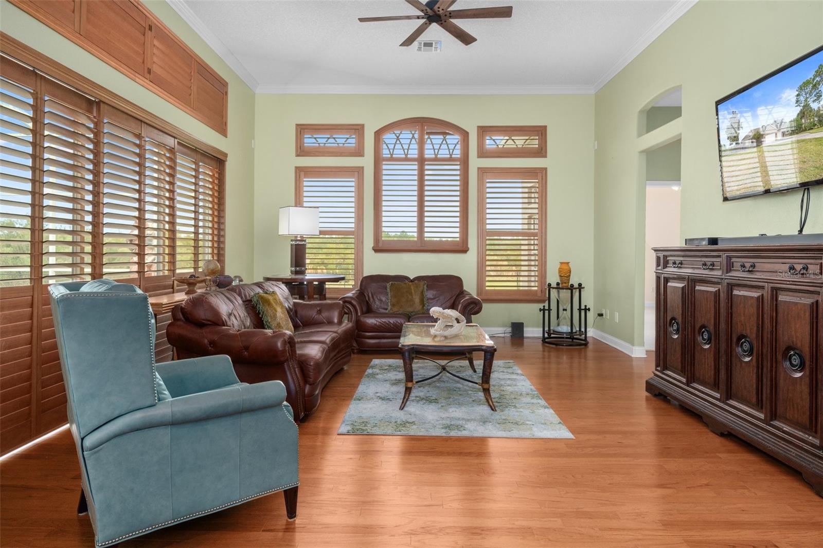 10501 WOODLAND WATERS BLVD