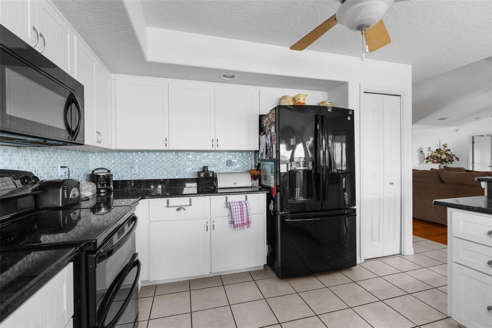 3407 PALOMETA DR