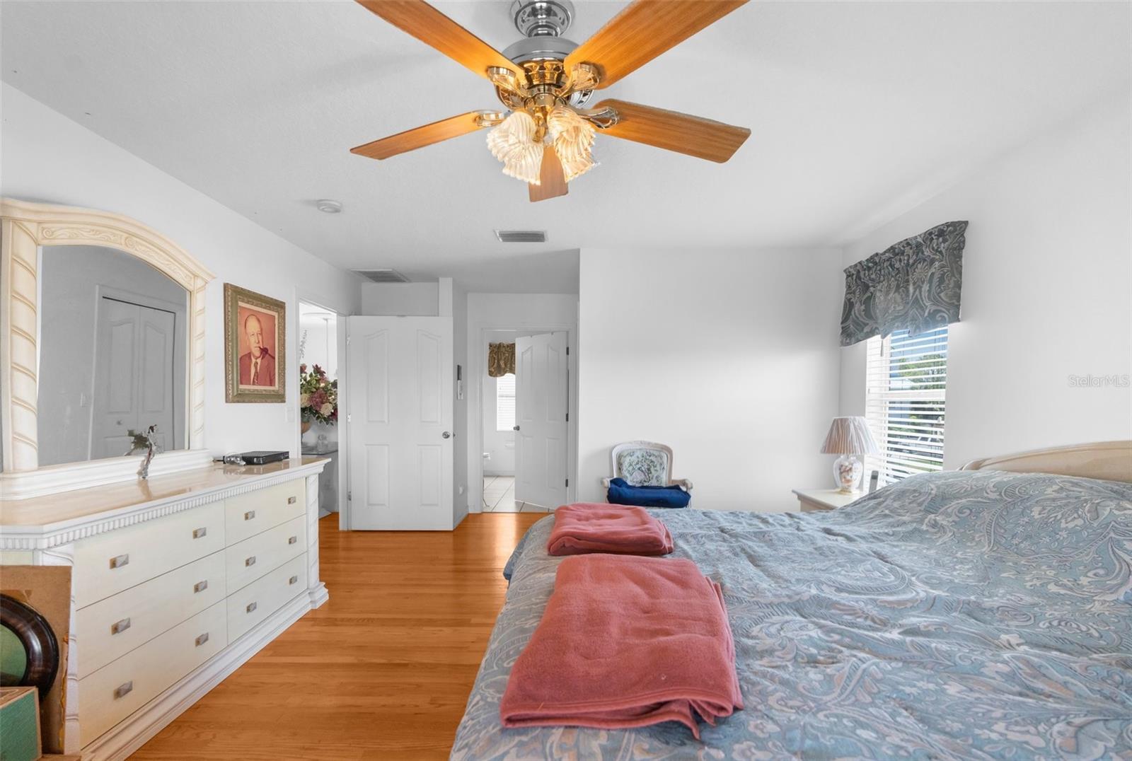 3407 PALOMETA DR
