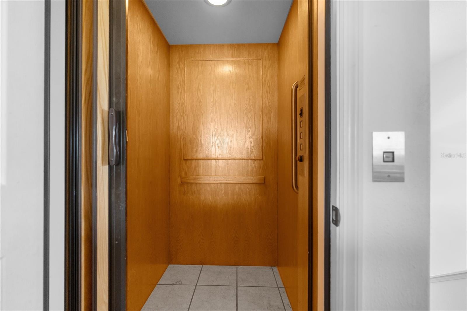 3407 PALOMETA DR