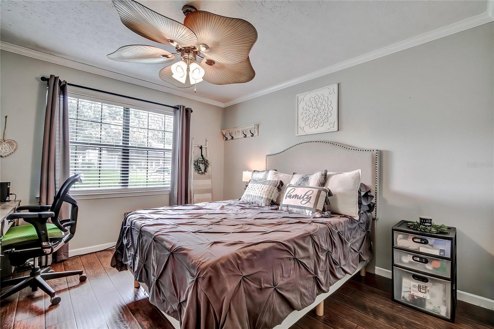 913 CANDLEBROOK LN