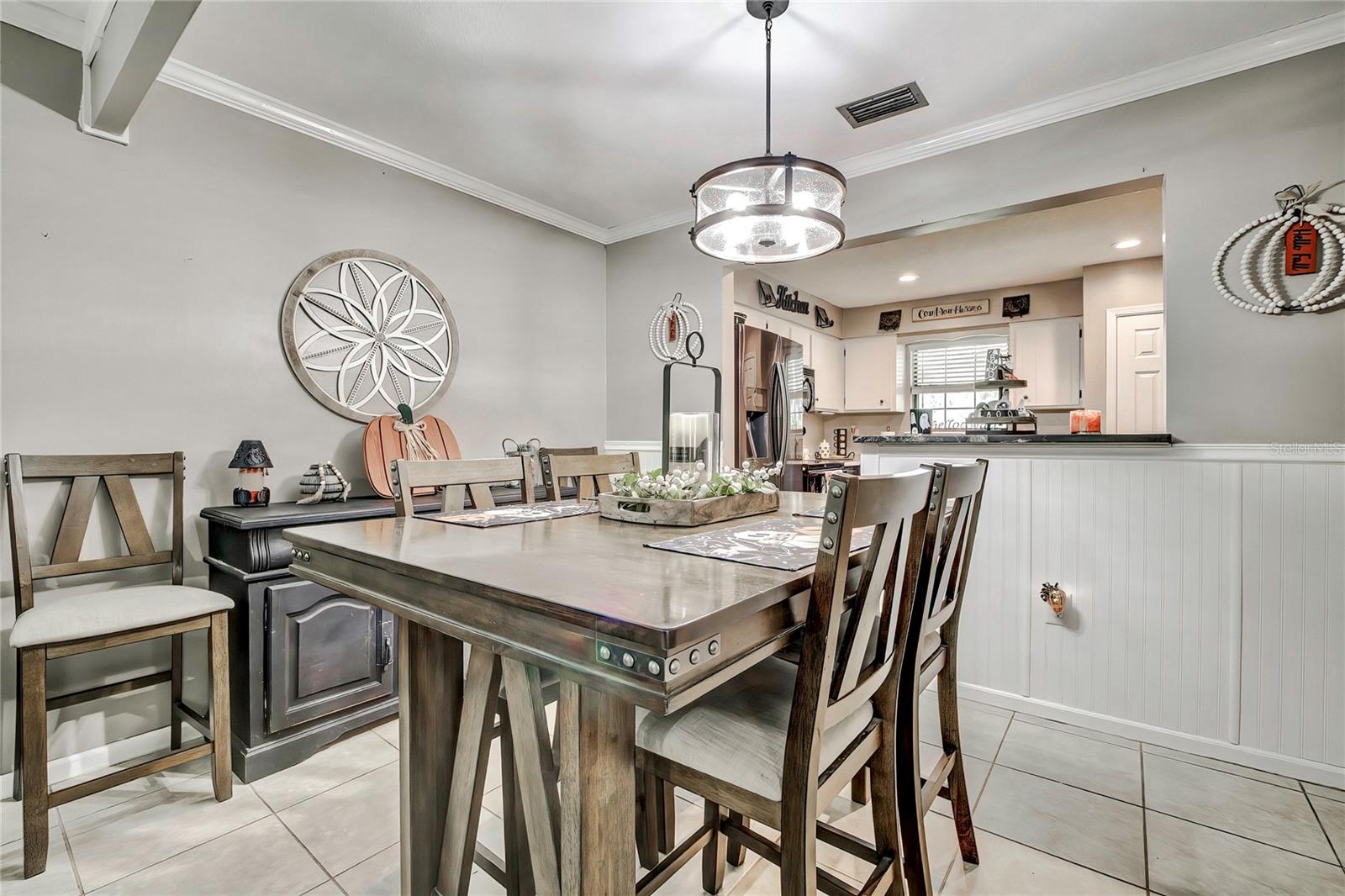 913 CANDLEBROOK LN