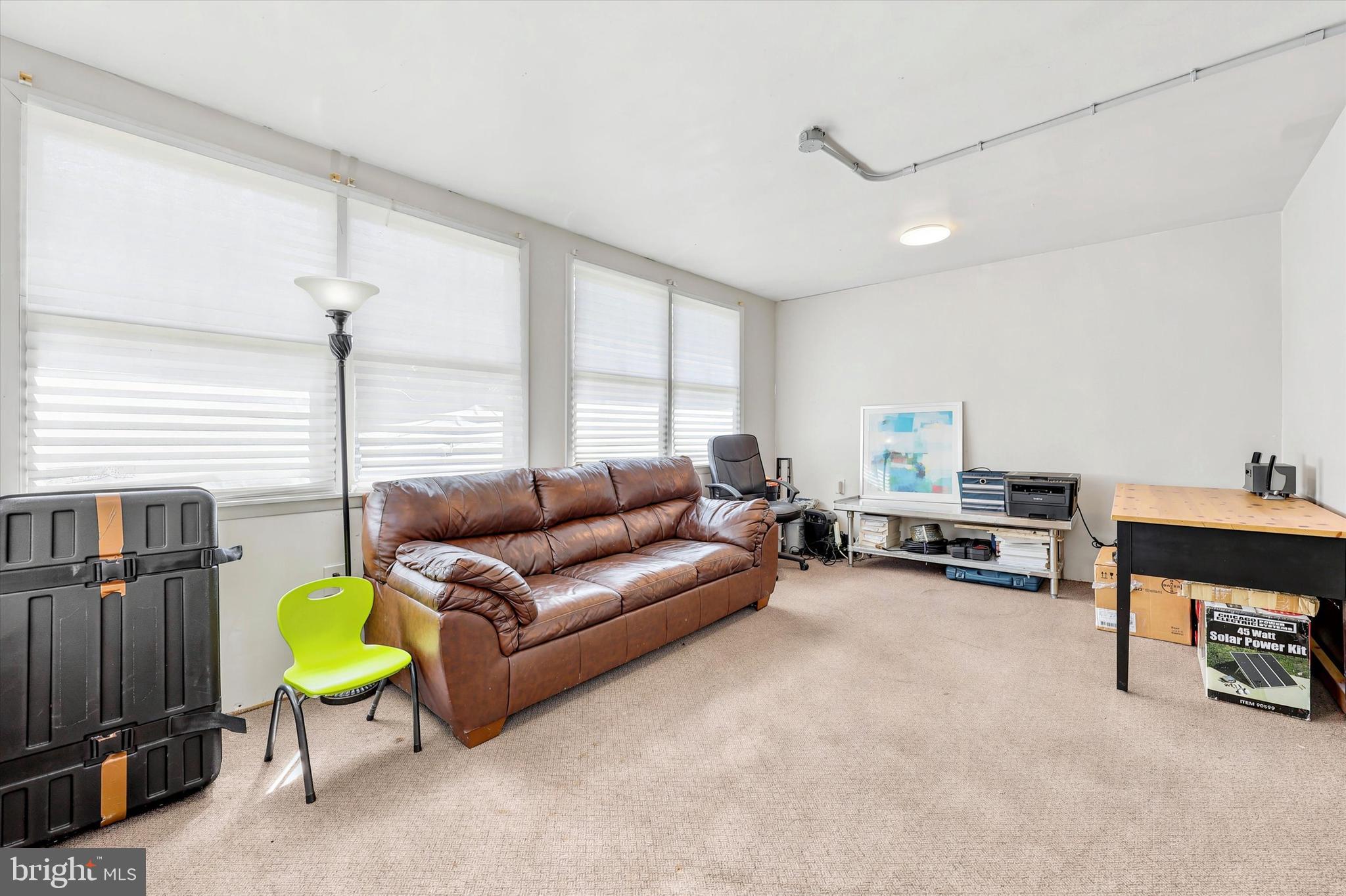 1384 ARUNDEL WAY