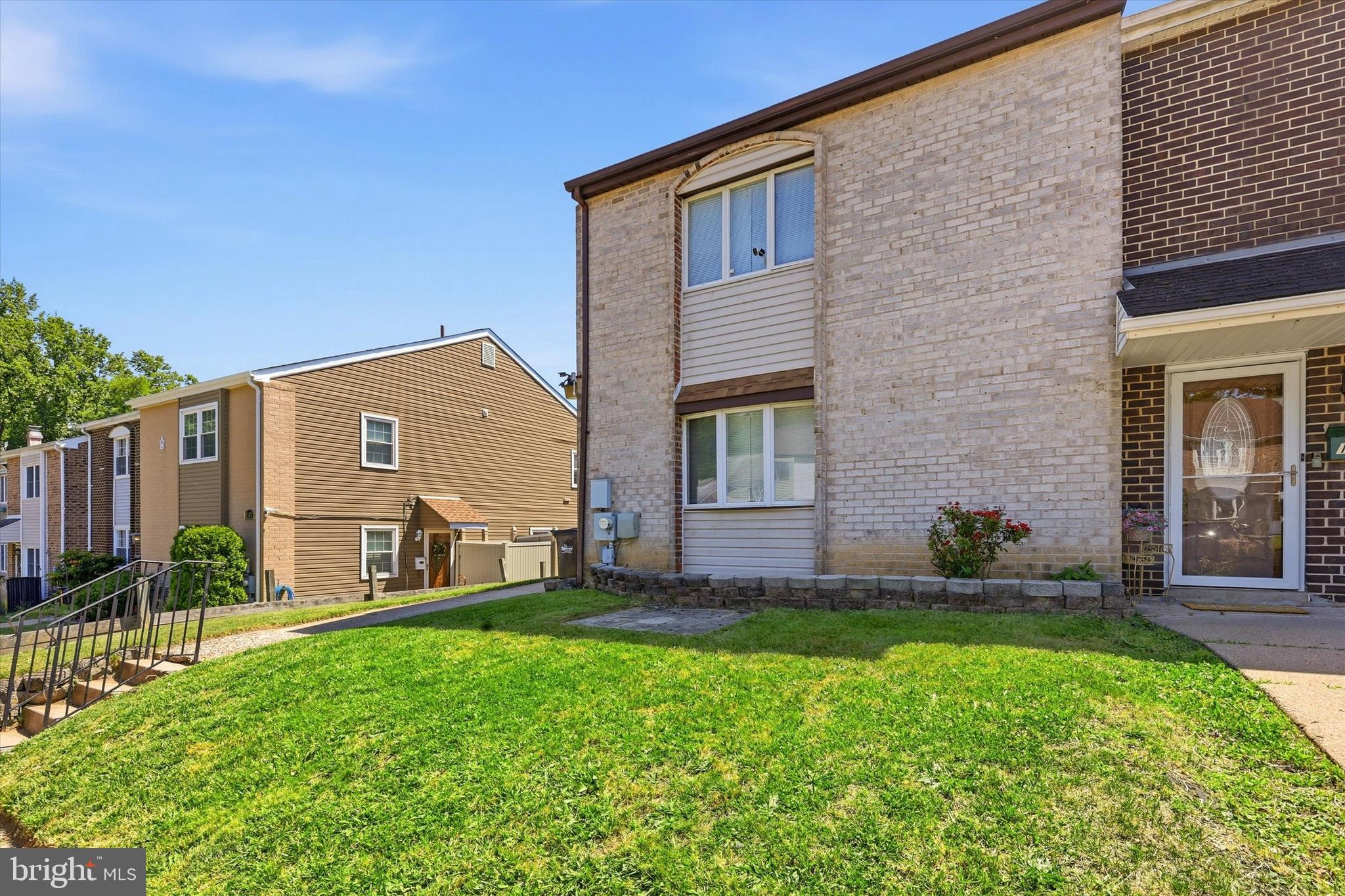 1384 ARUNDEL WAY