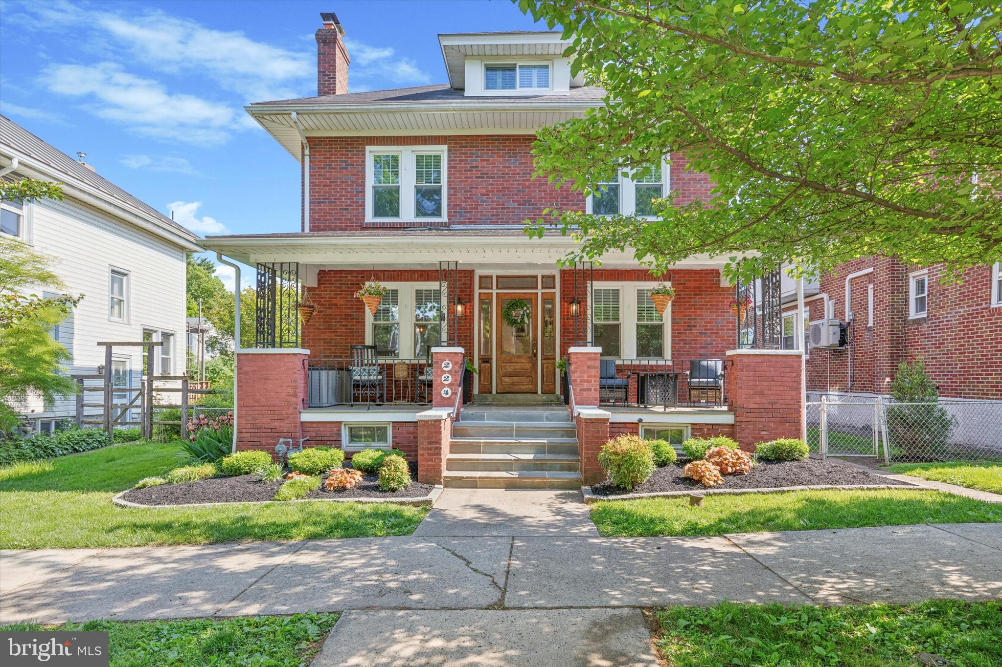 224 1st Ave