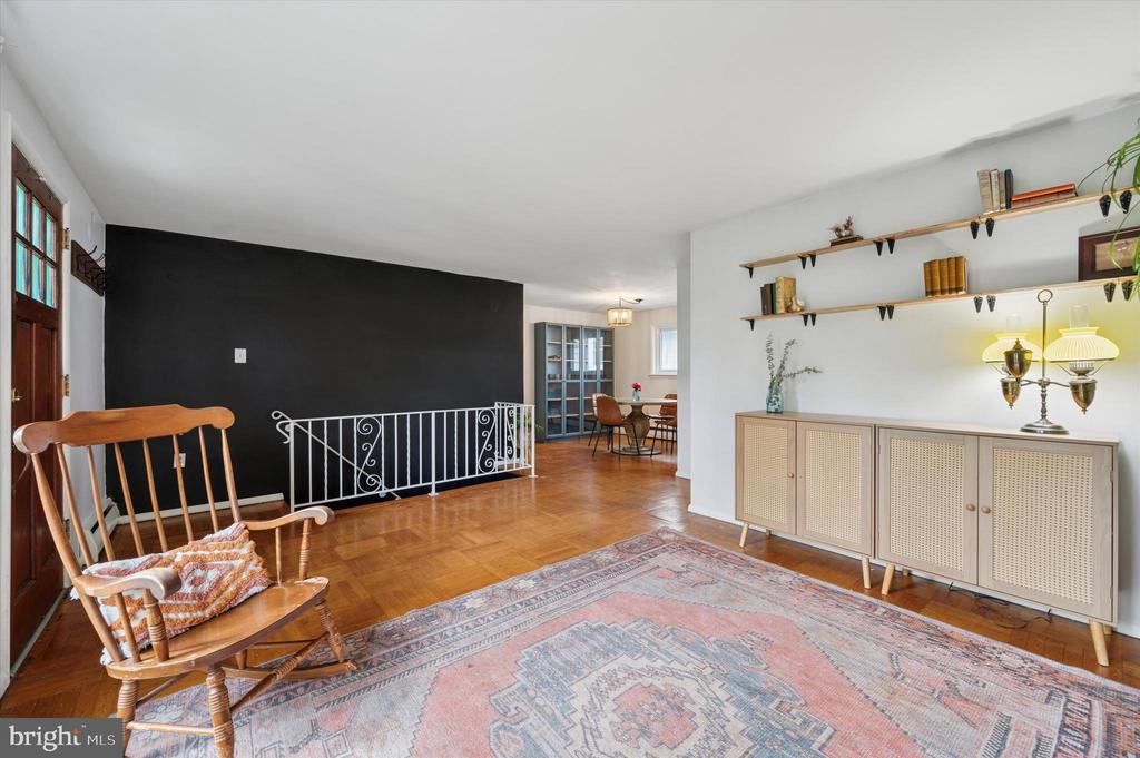 131 S Lynn Blvd