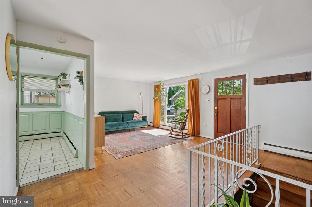131 S Lynn Blvd