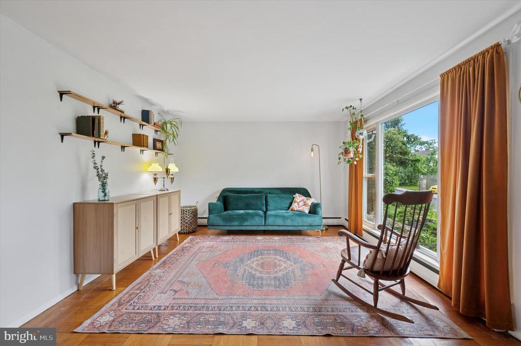 131 S Lynn Blvd