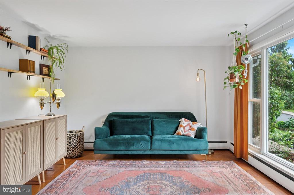 131 S Lynn Blvd