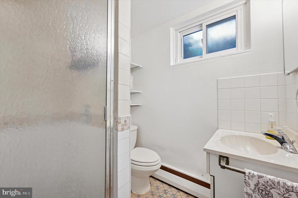 131 S Lynn Blvd