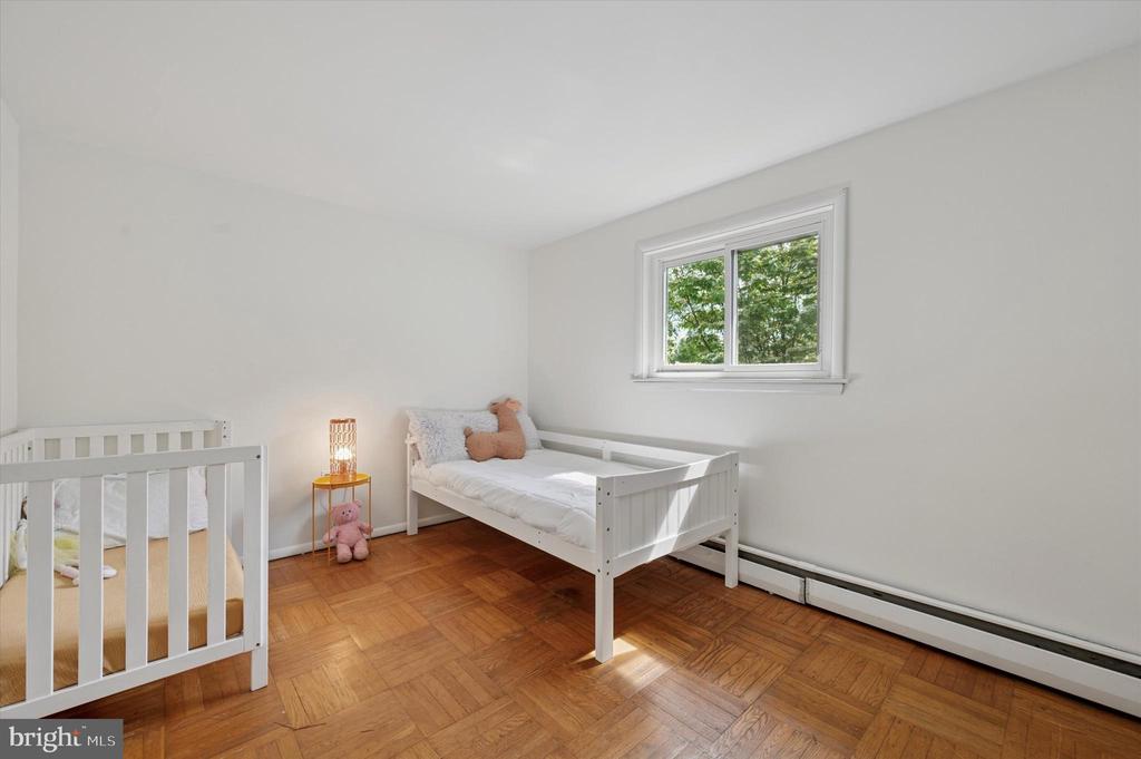 131 S Lynn Blvd