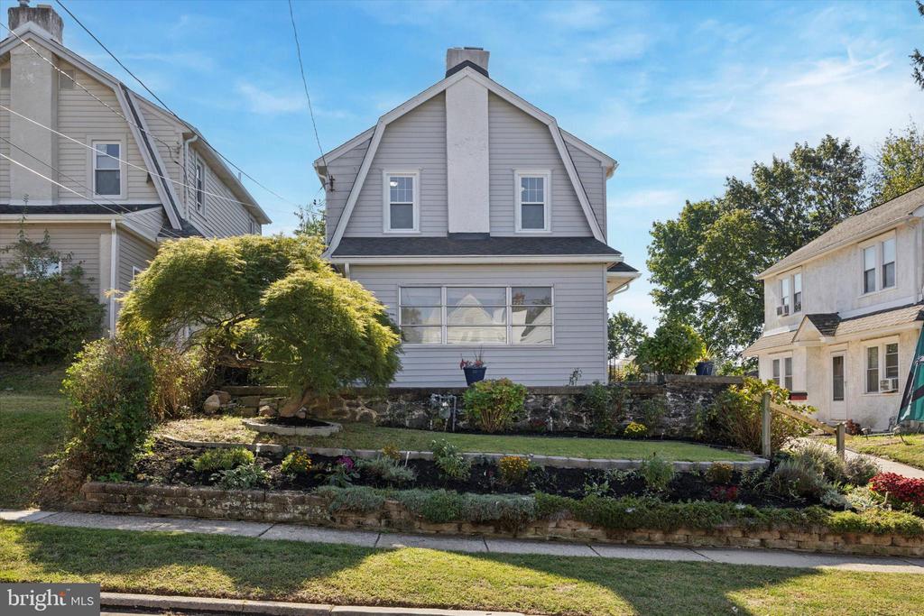 217 WINDSOR AVENUE