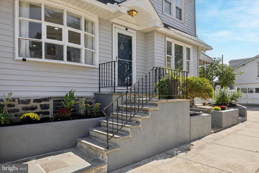 217 WINDSOR AVENUE